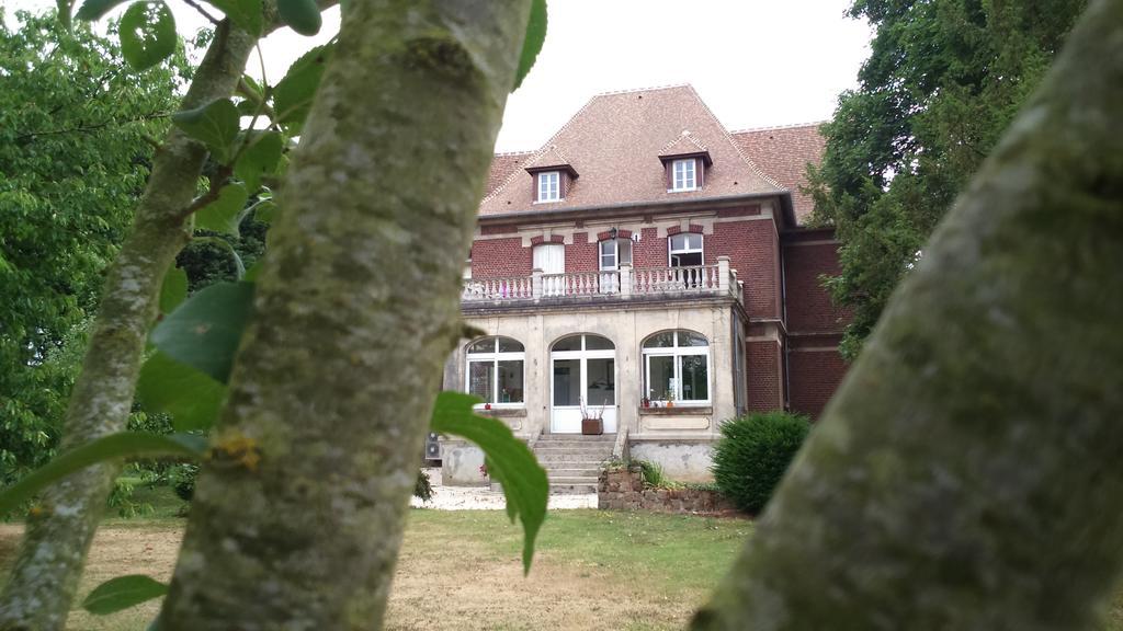 مبيت وإفطار Le Manoir De Crisolles المظهر الخارجي الصورة